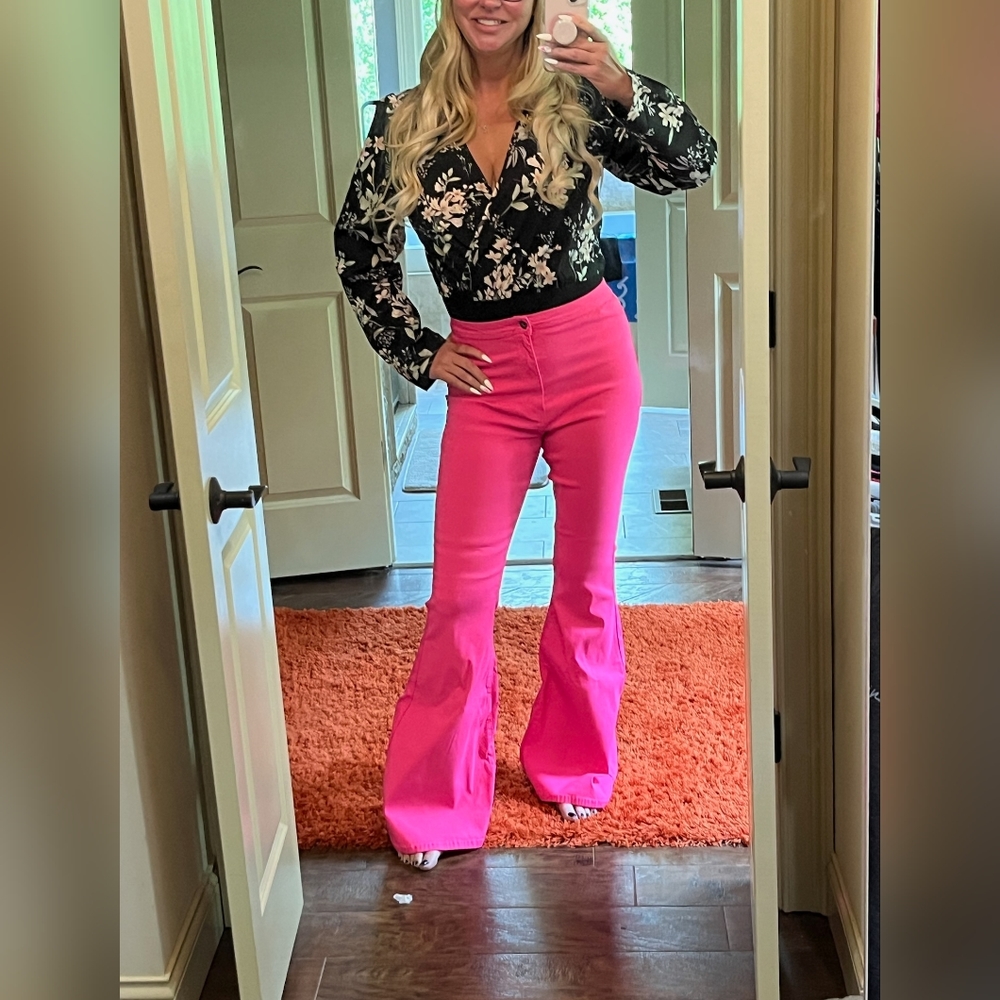 NWTs, Size L Neon pink jeans